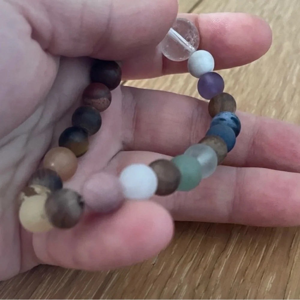 Multicolor Beaded Bracelet - Picture 5 of 6